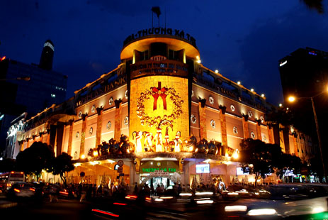 Những[-]hỉnh[-]ảnh[-]không[-]thể[-]thiếu[-]trong[-]đêm[-]Giáng[-]sinh[-](Ảnh:[-]Trung[-]Kiên)